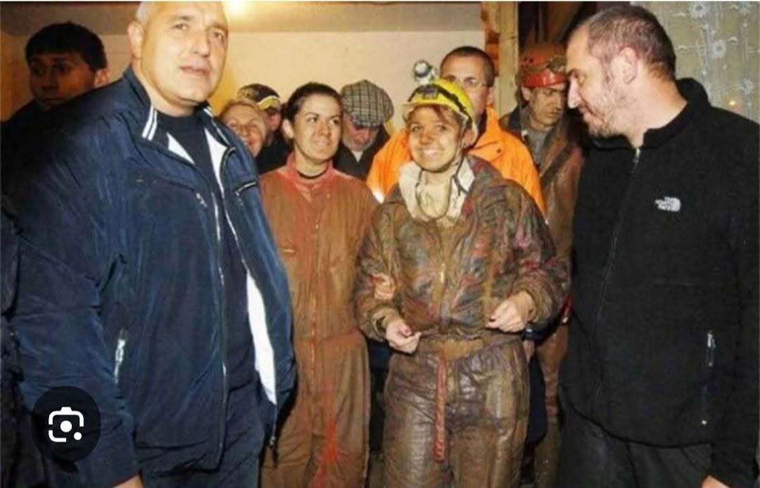 Натиснете снимката за да я уголемите  Име:705772174_10244210015969386_8334774996106983675_n.jpg Прегледи:1 Размер:62.6 КБ ID:7048408