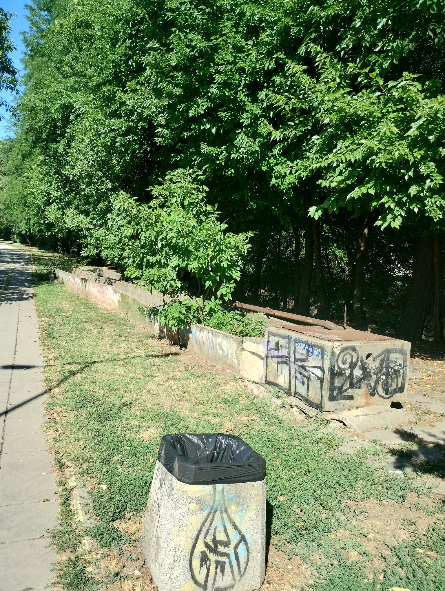 Натиснете снимката за да я уголемите

Име:IMG_20260729_101550716_HDR.jpg
Прегледи:10
Размер:1.89 МБ
ID:7048518