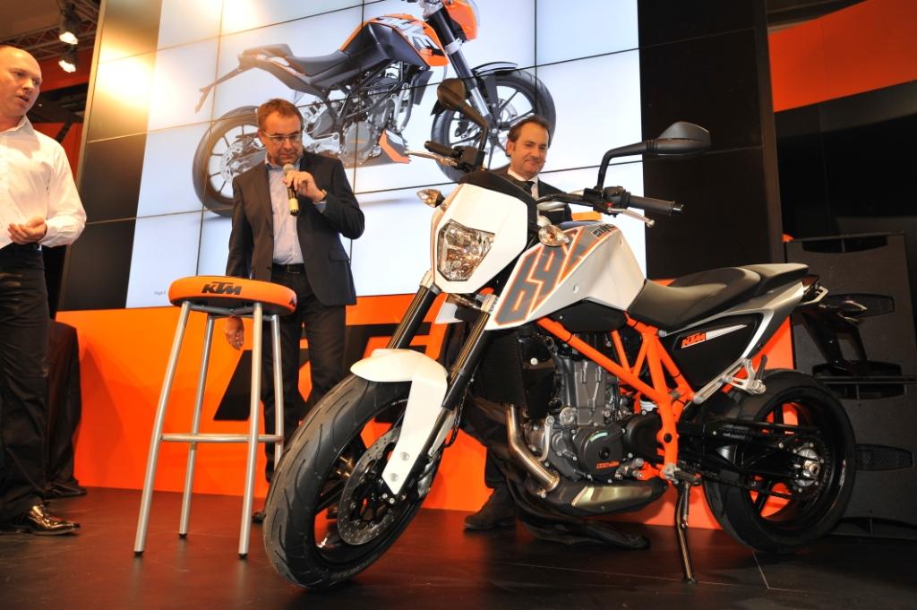 Натиснете снимката за да я уголемите

Име:big_KTM_EICMA2011_01.JPG
Прегледи:1
Размер:130.9 КБ
ID:5317708