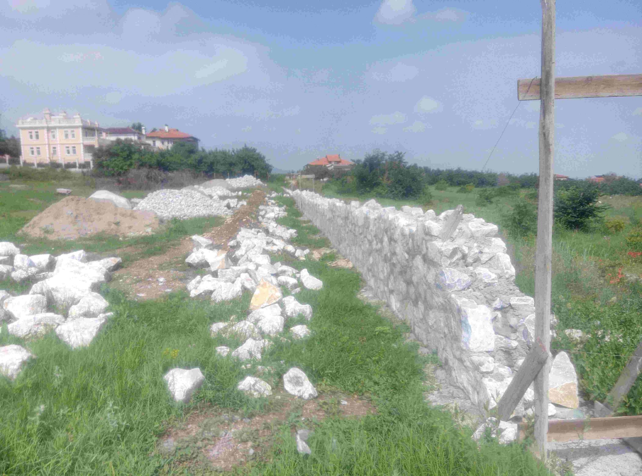 Камена ограда - реставрация на стар зид - OFFRoad-Bulgaria.com