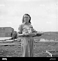 Натиснете снимката за да я уголемите

Име:israel-1948-1949-portrait-of-a-girl-from-a-kibbutz-a-former-belgian-dancer-with-a-tray-with-sandwiches-and-a-fruit-date-1948-location-belgium-israel-keywords-workers-bread-dancers-kibbutz-girls-portraits-.jpg
Прегледи:103
Размер:141.2 КБ
ID:7054992
