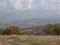 Поглед към Пернишко поле и Витоша от Голо бърдо