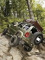 0711 4wd 05 z+jeep liberty+rear angle